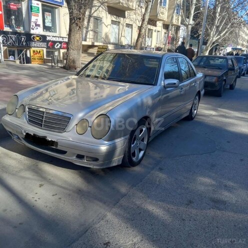 Mercedes E 200 2000, 257,000 km - 2.0 l - Bakı
