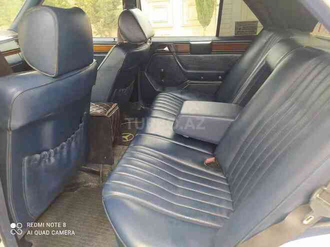 Mercedes E 250 1990, 300,000 km - 2.5 l - Bakı