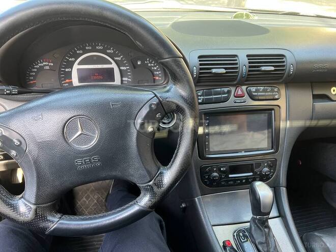 Mercedes C 32 AMG 2003, 240,000 km - 3.2 l - Bakı