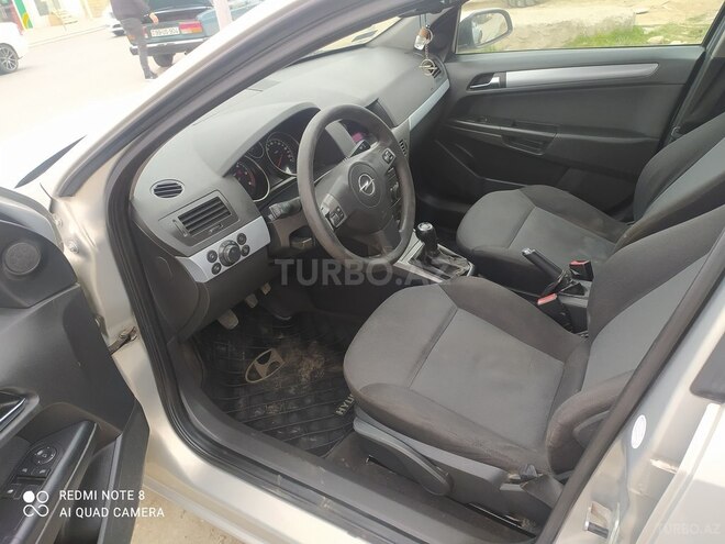 Opel Astra 2006, 272,355 km - 1.3 l - Bakı