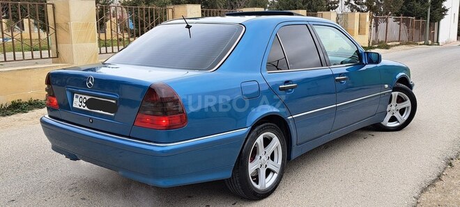 Mercedes C 240 1999, 324,000 km - 2.4 l - Sumqayıt