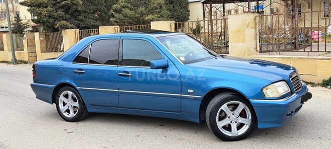 Mercedes C 240 1999, 324,000 km - 2.4 l - Sumqayıt
