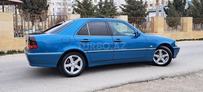 Mercedes C 240 1999, 324,000 km - 2.4 l - Sumqayıt