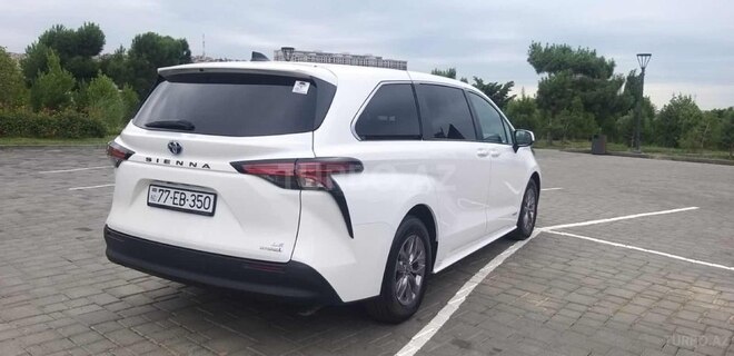 Toyota Sienna 2021, 38,000 km - 2.5 l - Bakı