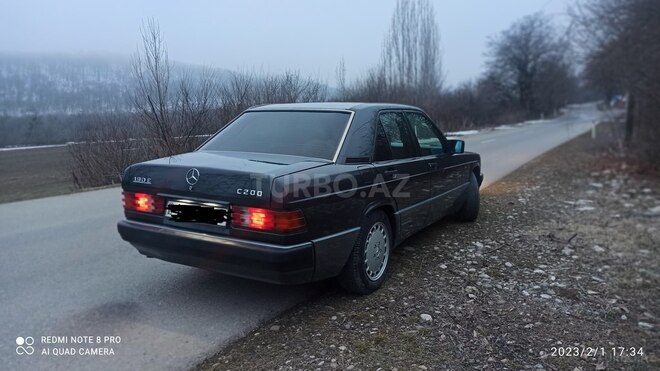 Mercedes 190 1992, 417,000 km - 2.3 l - Quba