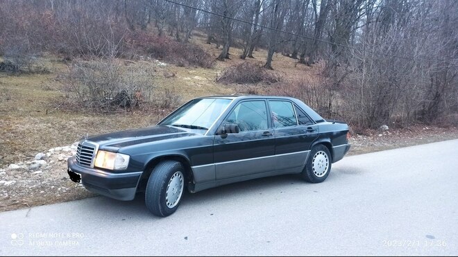 Mercedes 190 1992, 417,000 km - 2.3 l - Quba