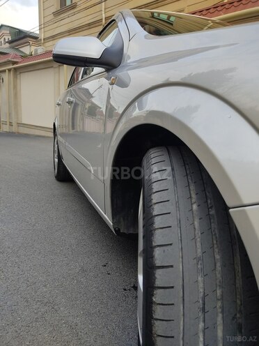 Opel Astra 2004, 232,000 km - 1.4 l - Bakı