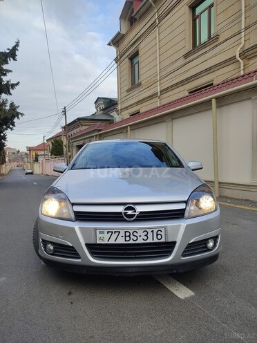 Opel Astra 2004, 232,000 km - 1.4 l - Bakı