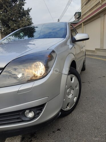 Opel Astra 2004, 232,000 km - 1.4 l - Bakı