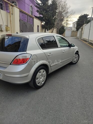 Opel Astra 2004, 232,000 km - 1.4 l - Bakı