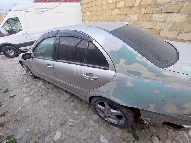 Mercedes C 240 2004, 322,000 km - 2.6 л - Bakı
