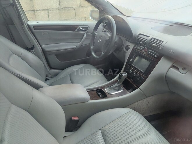 Mercedes C 240 2004, 322,000 km - 2.6 л - Bakı