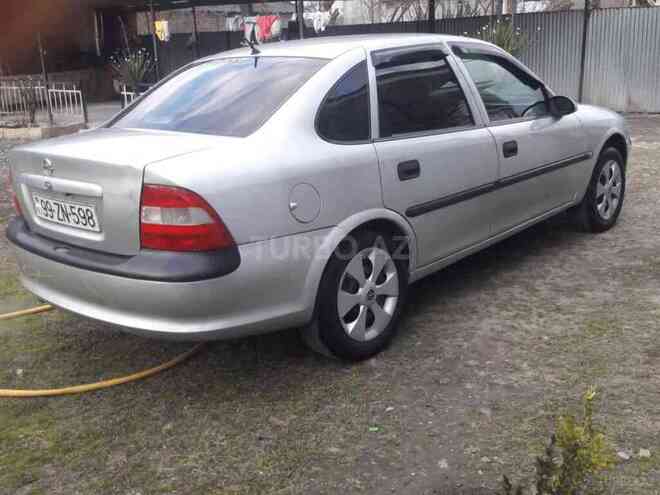 Opel Vectra 1998, 177,567 km - 1.8 л - Zaqatala