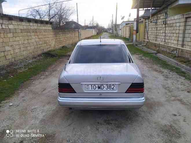 Mercedes E 200 1994, 472,948 km - 2.0 l - Xudat