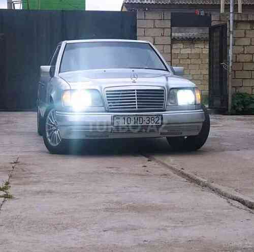 Mercedes E 200 1994, 472,948 km - 2.0 l - Xudat