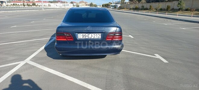 Mercedes E 220 1999, 398,052 km - 2.2 л - Bakı