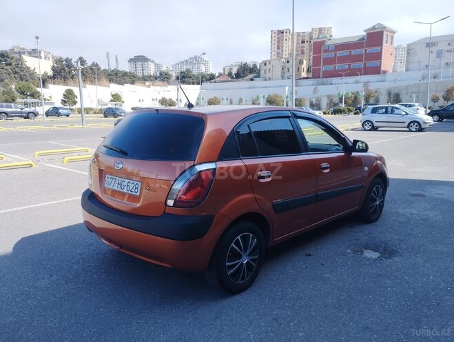 Kia Rio 2006, 172,000 km - 1.4 л - Bakı