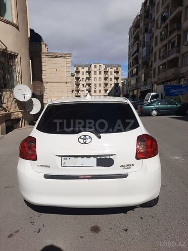 Toyota Auris 2007, 225,000 km - 1.4 l - Bakı