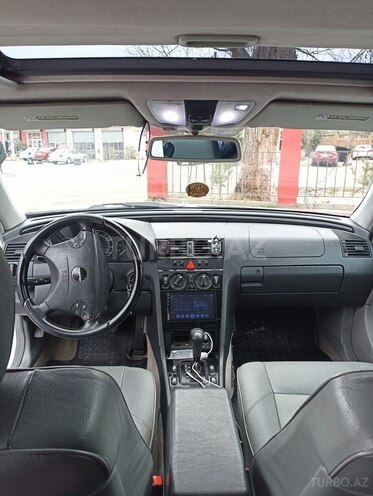 Mercedes C 230 1999, 421,648 km - 2.3 l - Mingəçevir