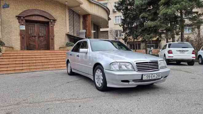 Mercedes C 200 1997, 123,456 km - 2.0 l - Bakı