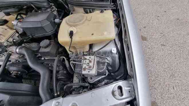 Mercedes C 200 1997, 123,456 km - 2.0 l - Bakı