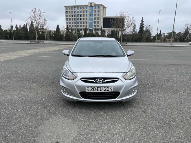 Hyundai Accent 2012, 180,000 km - 1.6 л - Gəncə