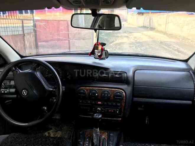Opel Omega 1996, 508,000 km - 2.5 l - Qusar