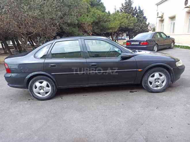 Opel Vectra 1997, 423,000 km - 1.6 л - Bakı