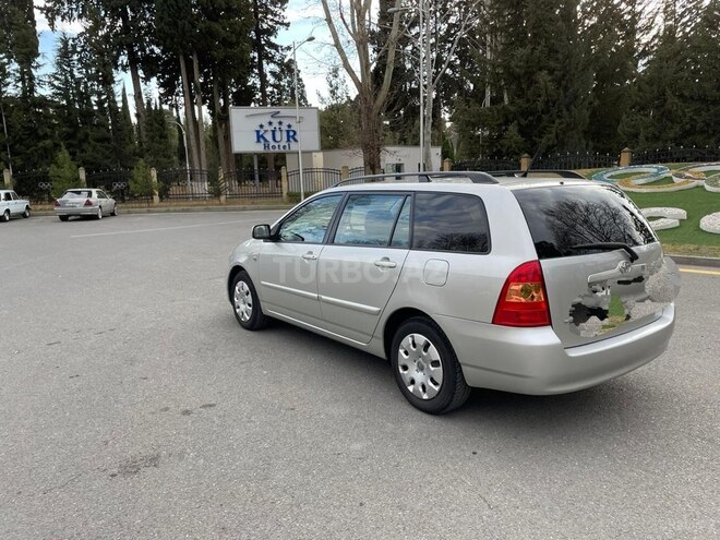 Toyota Corolla 2006, 218,000 km - 1.4 л - Mingəçevir