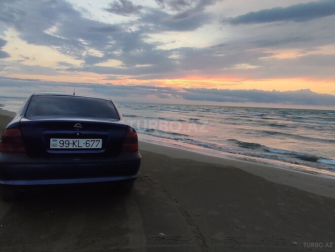 Opel Vectra 1996, 418,000 km - 2.0 l - Bakı