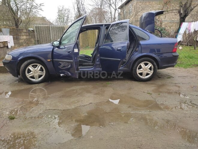 Opel Vectra 1996, 418,000 km - 2.0 l - Bakı