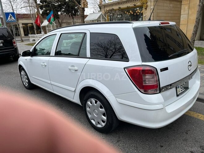 Opel Astra 2008, 222,000 km - 1.3 л - Bakı