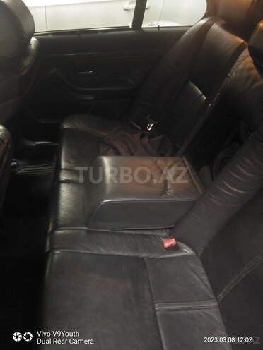 BMW 528 1999, 390,000 km - 2.8 л - Bakı