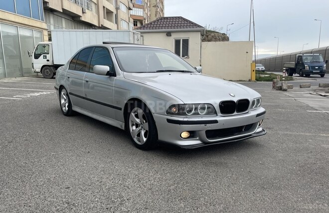 BMW 528 1997, 300,000 km - 2.8 l - Bakı