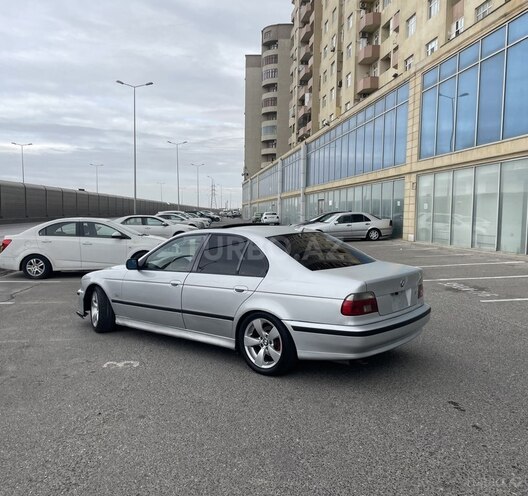 BMW 528 1997, 300,000 km - 2.8 l - Bakı