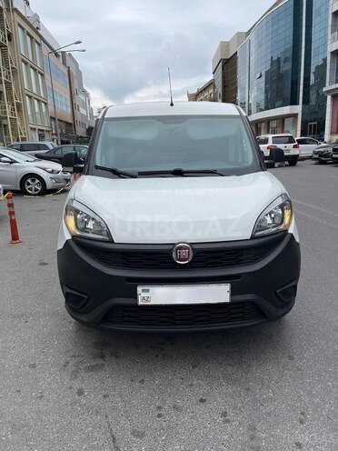 Fiat Doblo 2019, 129,000 km - 1.4 л - Bakı