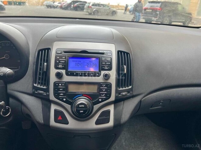 Hyundai i30 2010, 220,000 km - 1.6 l - Bakı