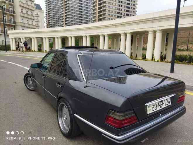 Mercedes E 220 1995, 150,000 km - 2.2 л - Bakı