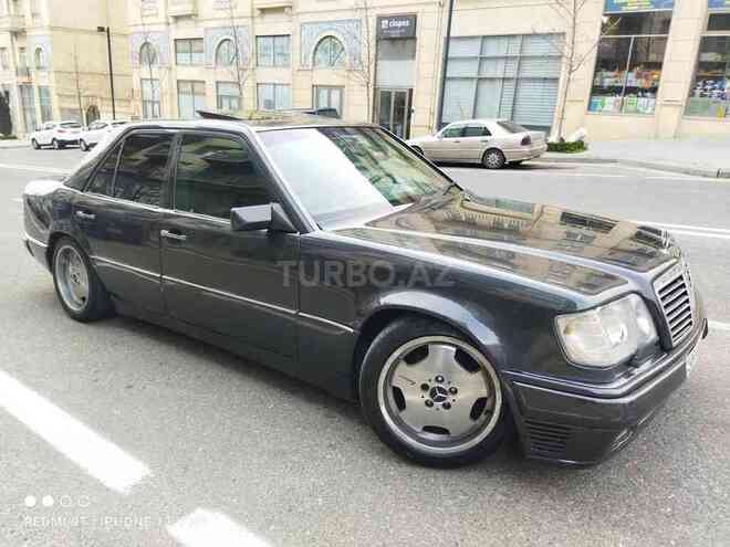 Mercedes E 220 1995, 150,000 km - 2.2 л - Bakı