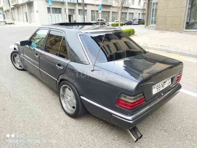 Mercedes E 220 1995, 150,000 km - 2.2 л - Bakı