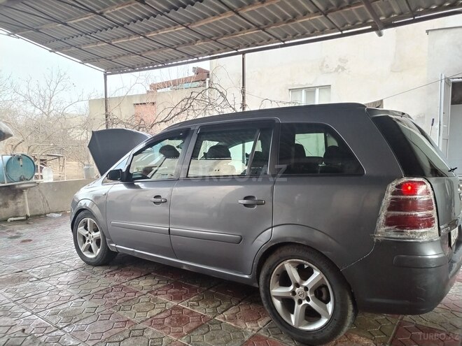 Opel Zafira 2005, 417,000 km - 1.9 l - Bakı
