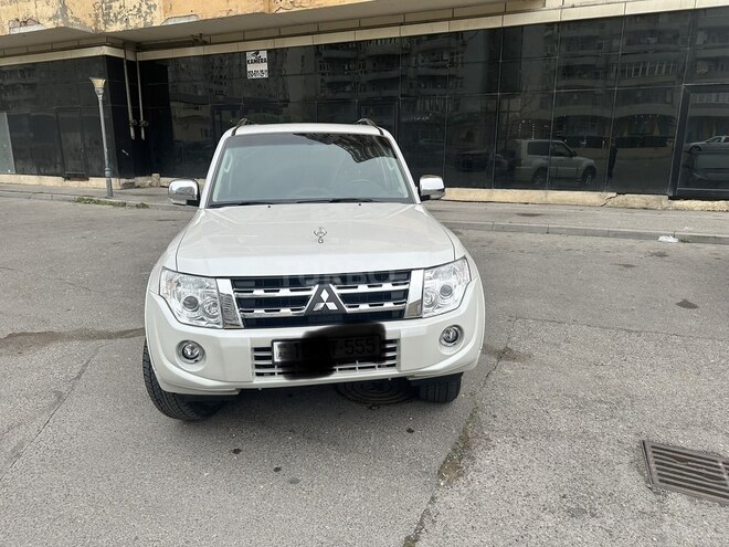 Mitsubishi Pajero 2014, 147,000 km - 3.8 л - Bakı