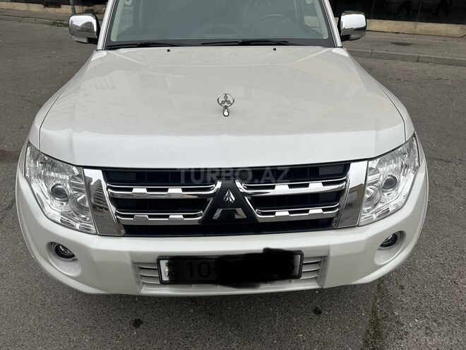 Mitsubishi Pajero 2014, 147,000 km - 3.8 л - Bakı