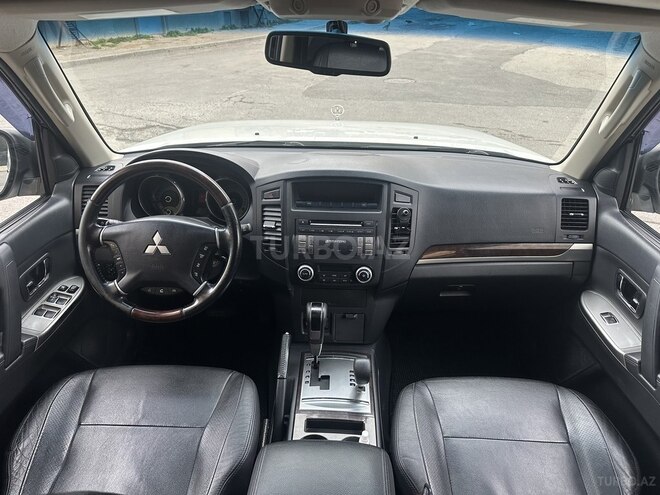 Mitsubishi Pajero 2014, 147,000 km - 3.8 л - Bakı