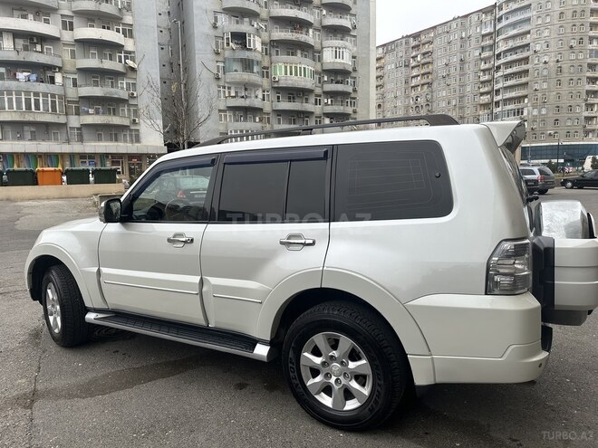 Mitsubishi Pajero 2014, 147,000 km - 3.8 л - Bakı