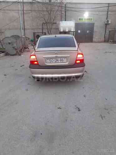 Opel Vectra 1996, 283,000 km - 1.8 l - Sumqayıt