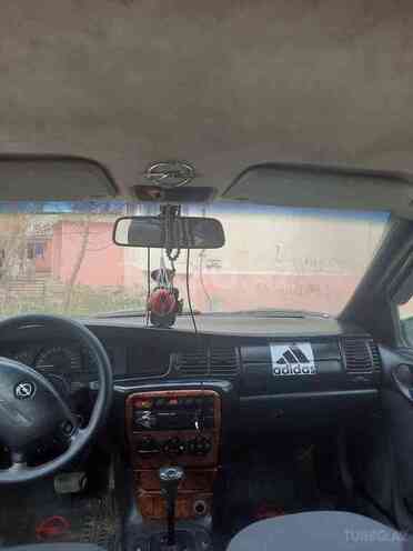 Opel Vectra 1996, 283,000 km - 1.8 l - Sumqayıt