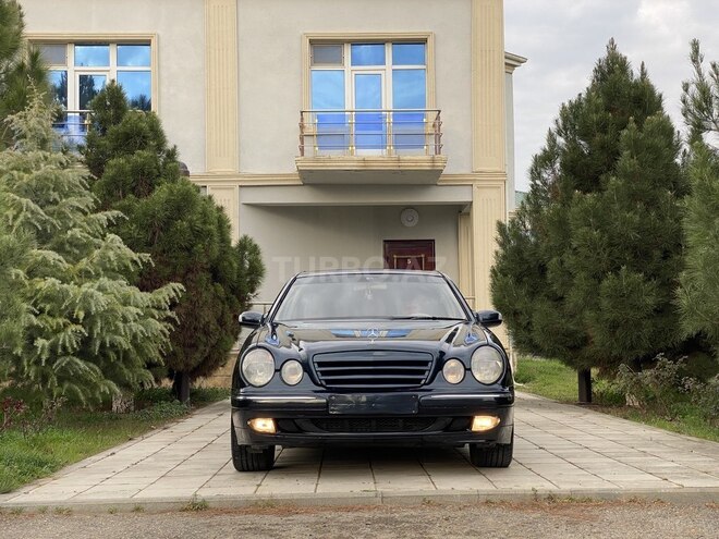 Mercedes E 220 2001, 440,000 km - 2.2 l - Sabirabad