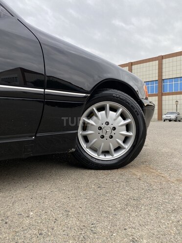 Mercedes C 230 1999, 320,000 km - 2.3 l - Sabirabad