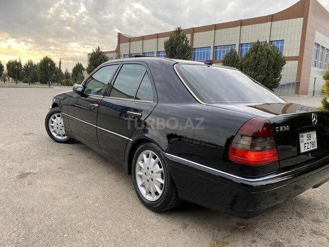 Mercedes C 230 1999, 320,000 km - 2.3 l - Sabirabad